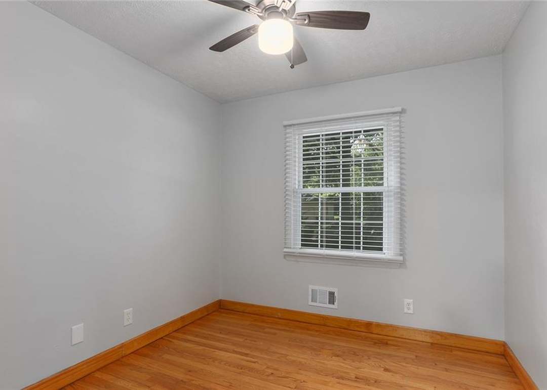 8807 Kentucky Avenue — photo 21