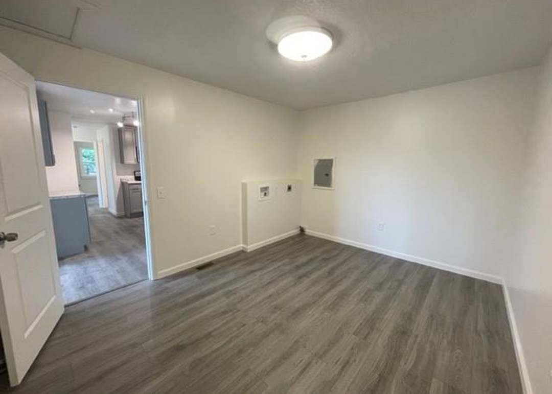 6303 E 147th Street — photo 19