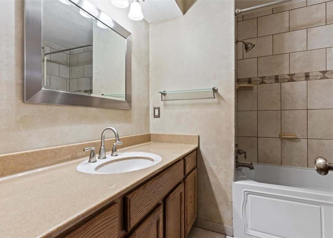 113 N Landcaster Drive — photo 5