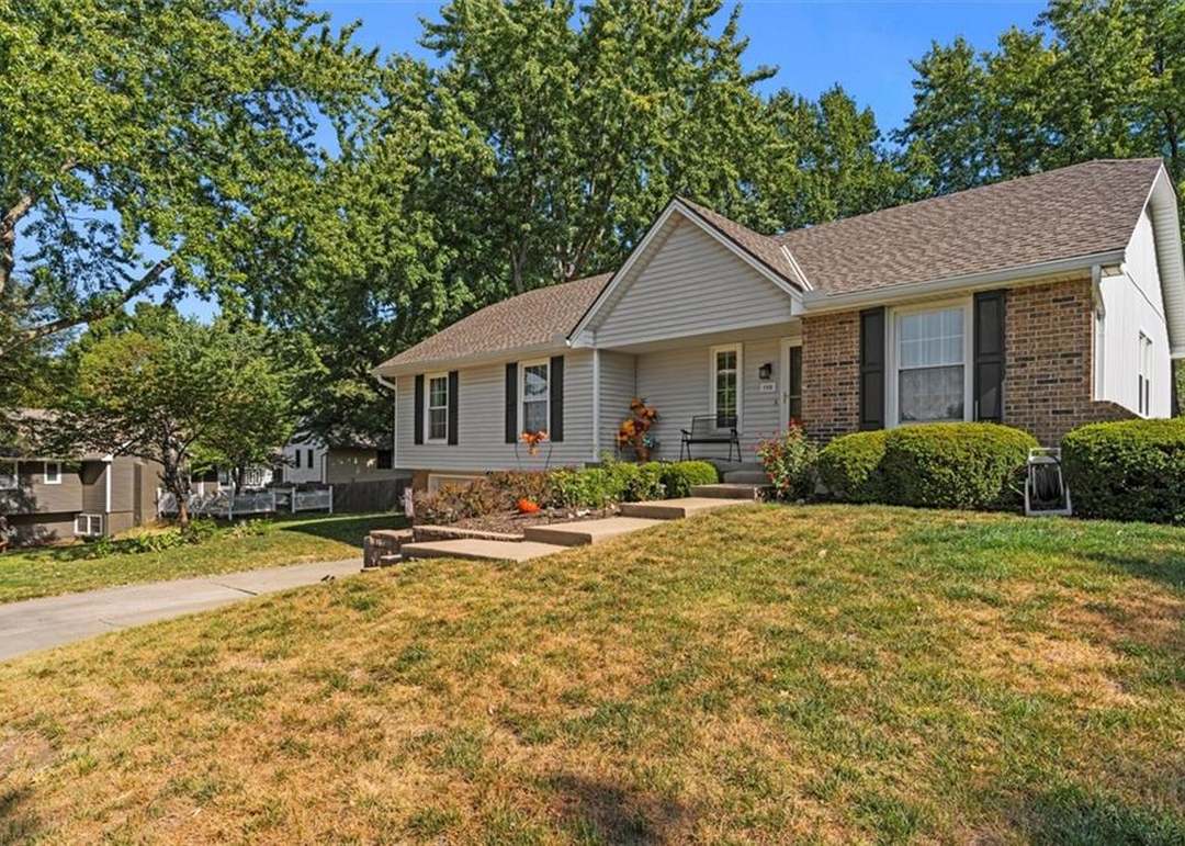 113 N Landcaster Drive — photo 8