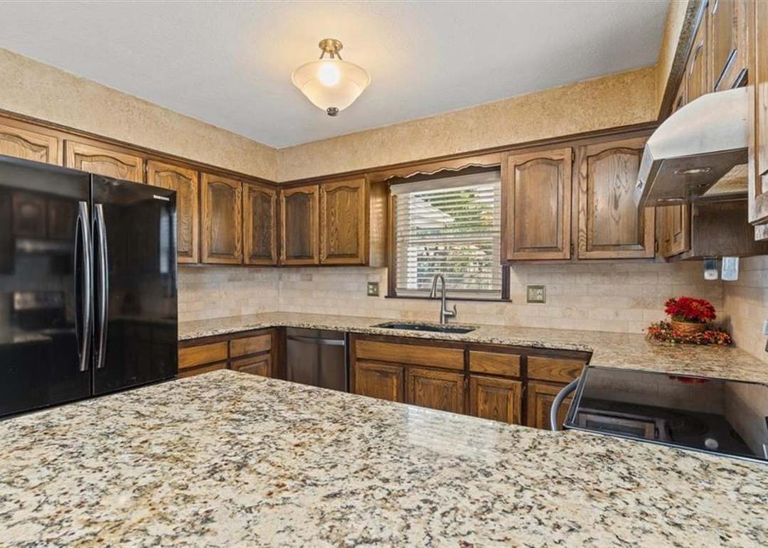 113 N Landcaster Drive — photo 14