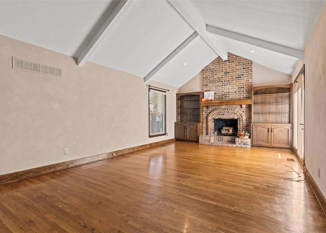113 N Landcaster Drive — photo 15