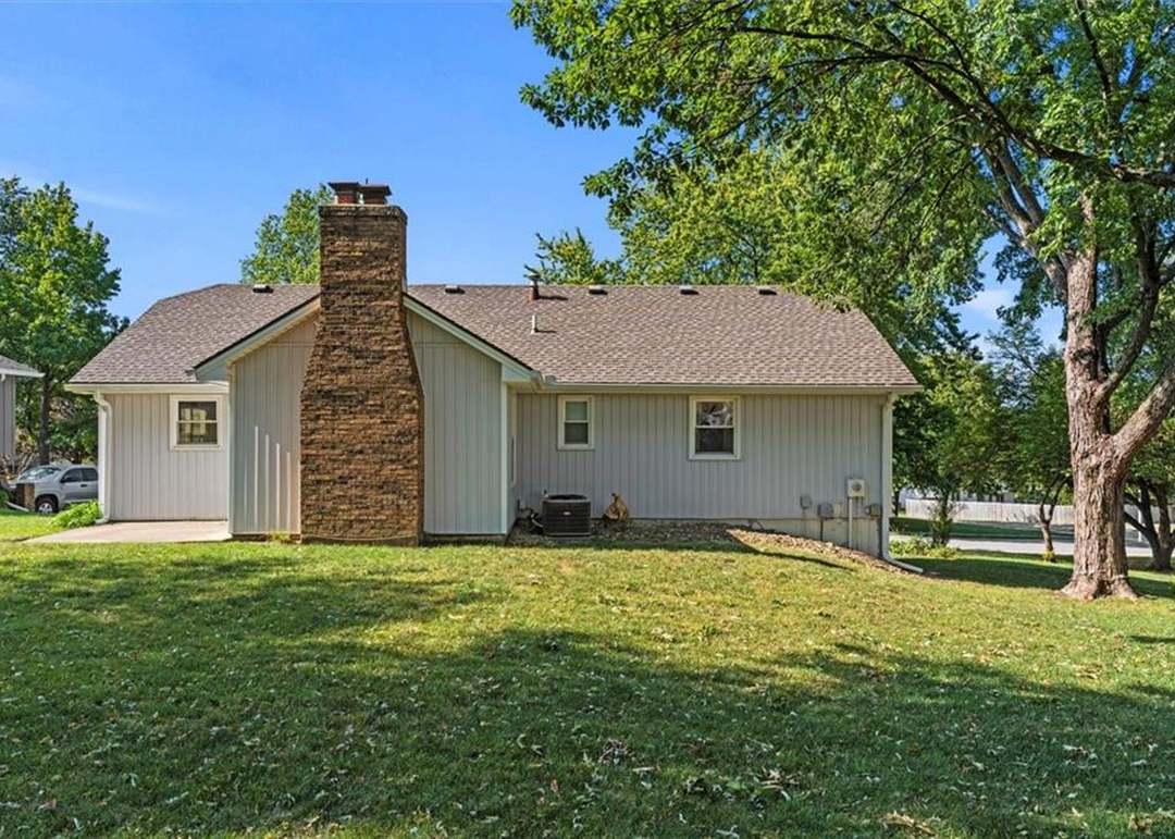 113 N Landcaster Drive — photo 29