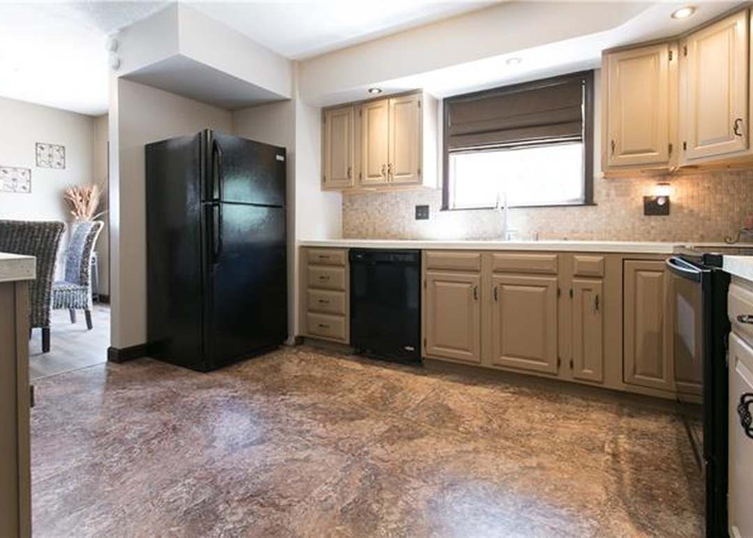 4817 NW Woody Creek Ln — photo 5