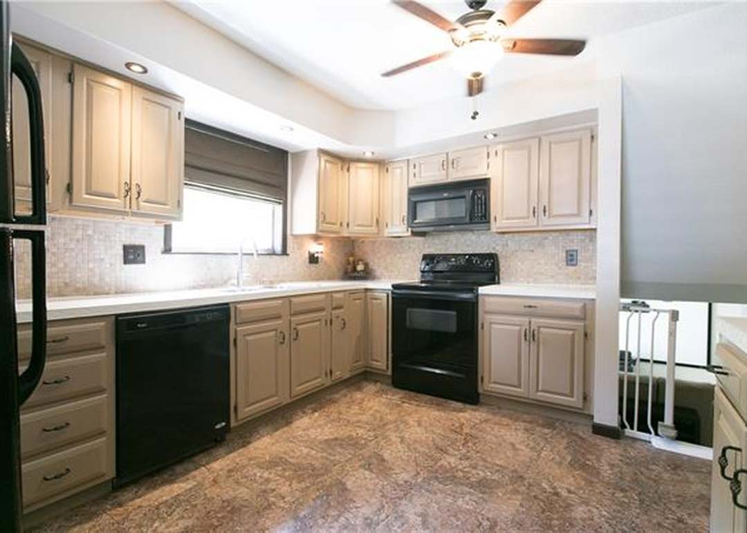 4817 NW Woody Creek Ln — photo 14