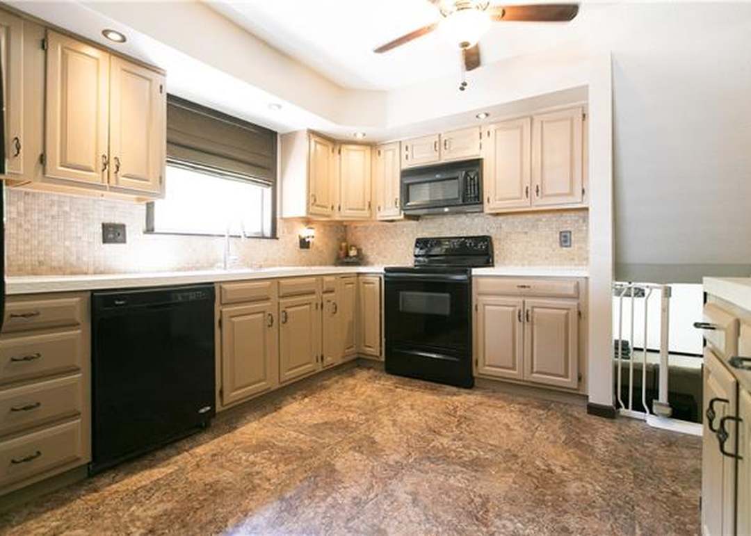 4817 NW Woody Creek Ln — photo 15