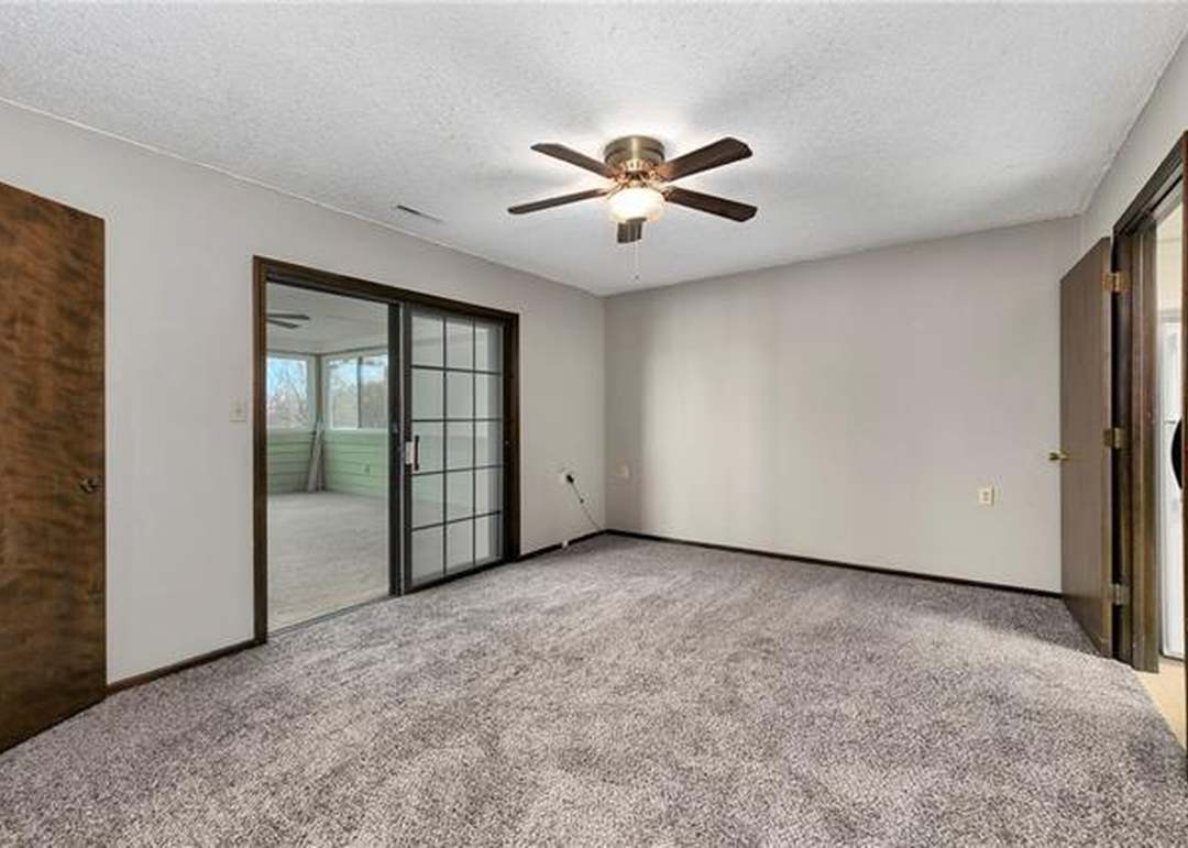 1712 W Long Boulevard — photo 7