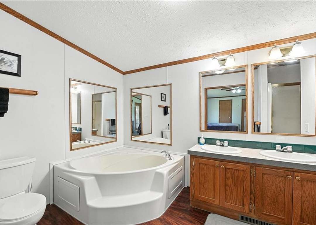 39460 Indianapolis Road — photo 22