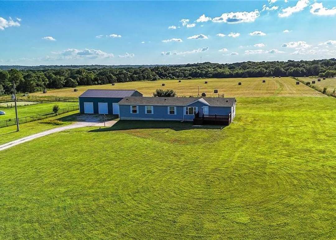 39460 Indianapolis Road — photo 48