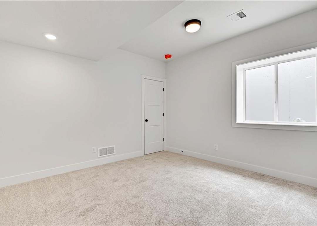 7119 Westgate Street — photo 23