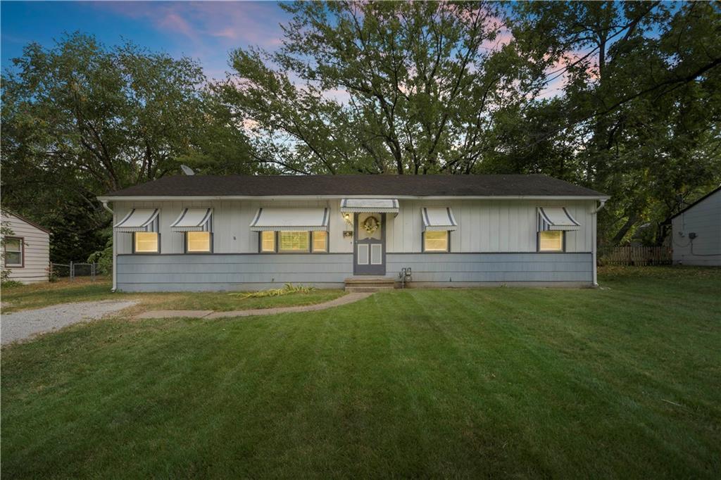 10511 Palmer Avenue — photo 1
