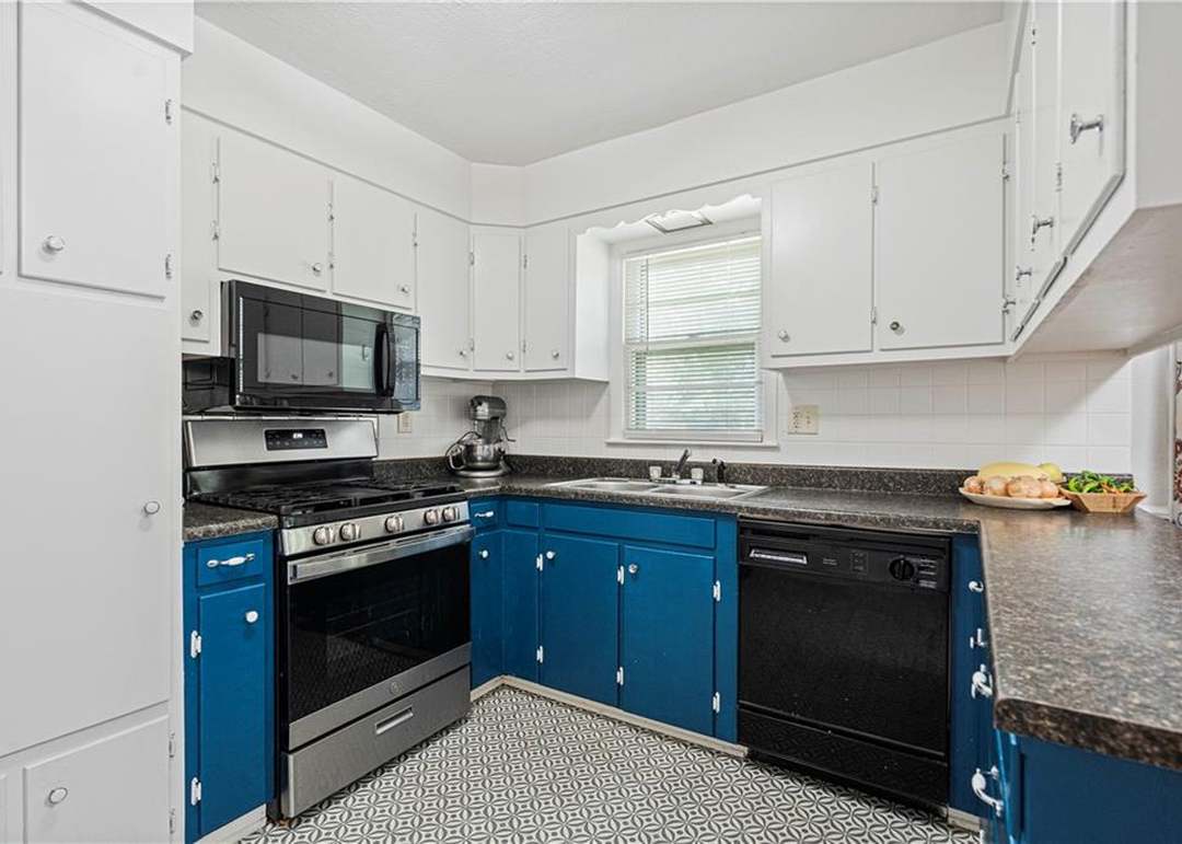 10511 Palmer Avenue — photo 15