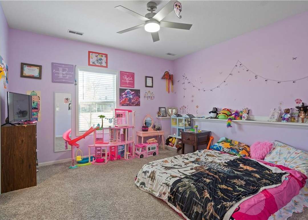 9819 Liberty Hills Drive — photo 5