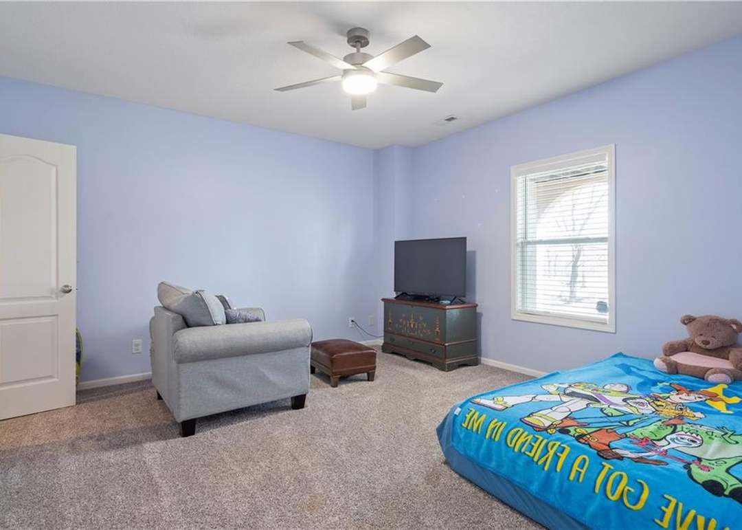 9819 Liberty Hills Drive — photo 7