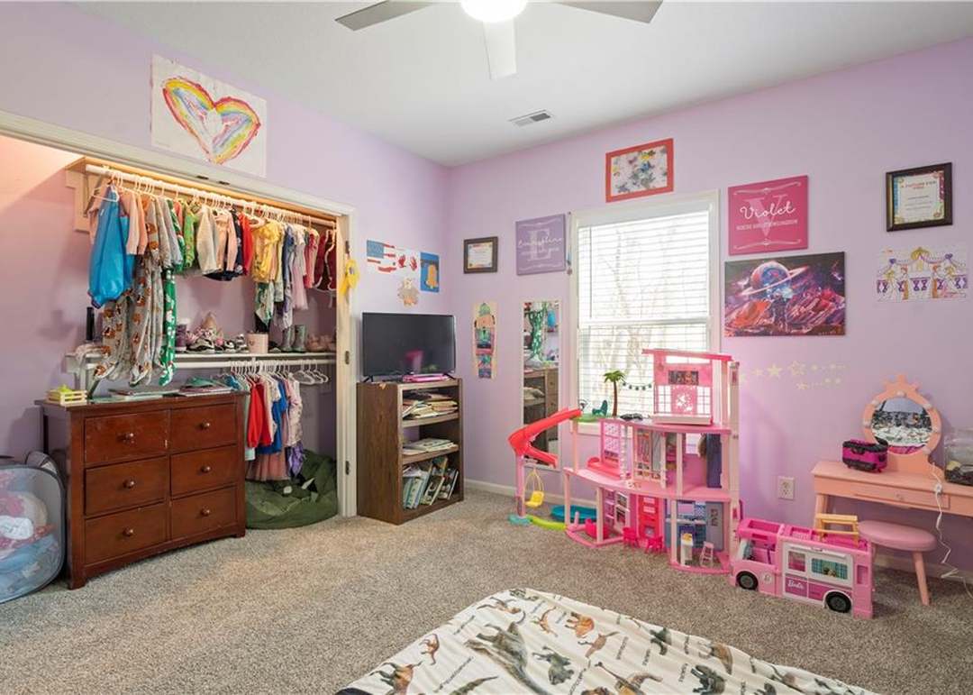 9819 Liberty Hills Drive — photo 27
