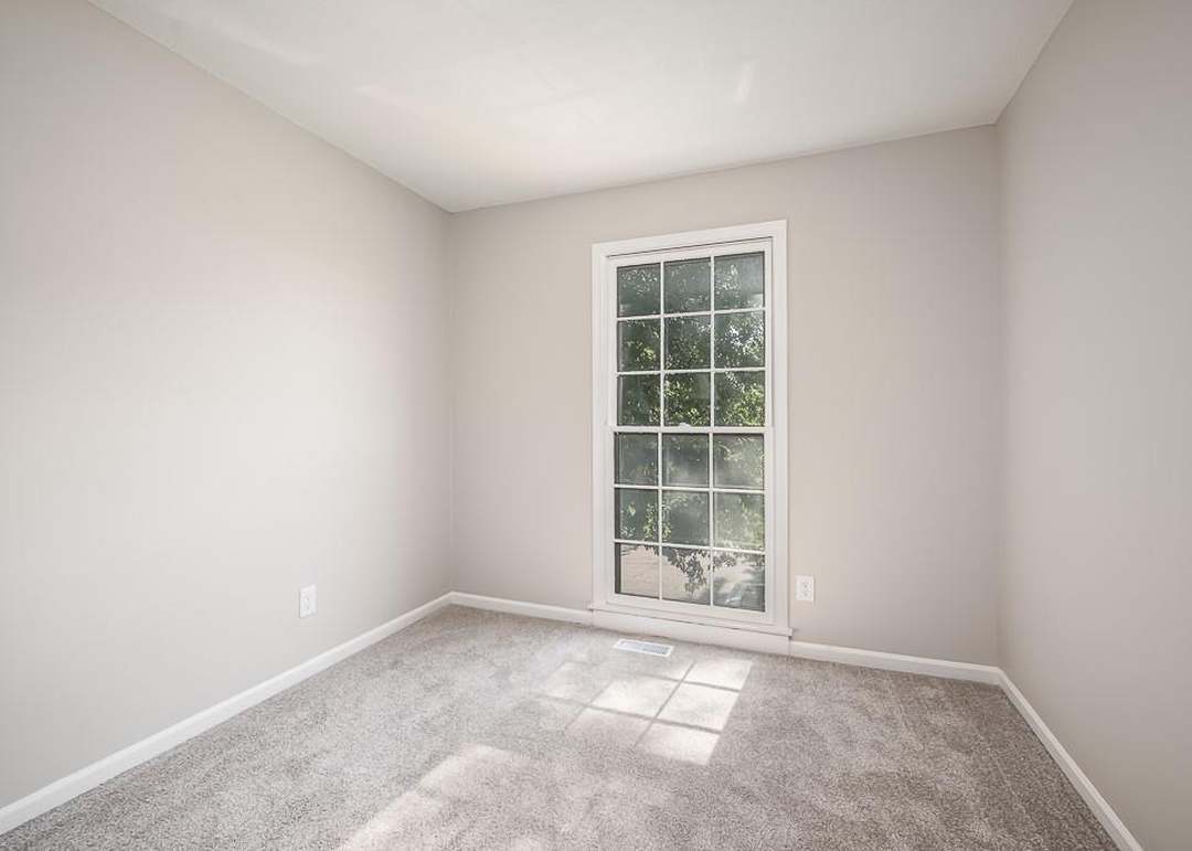 1518 N 85th Court — photo 5