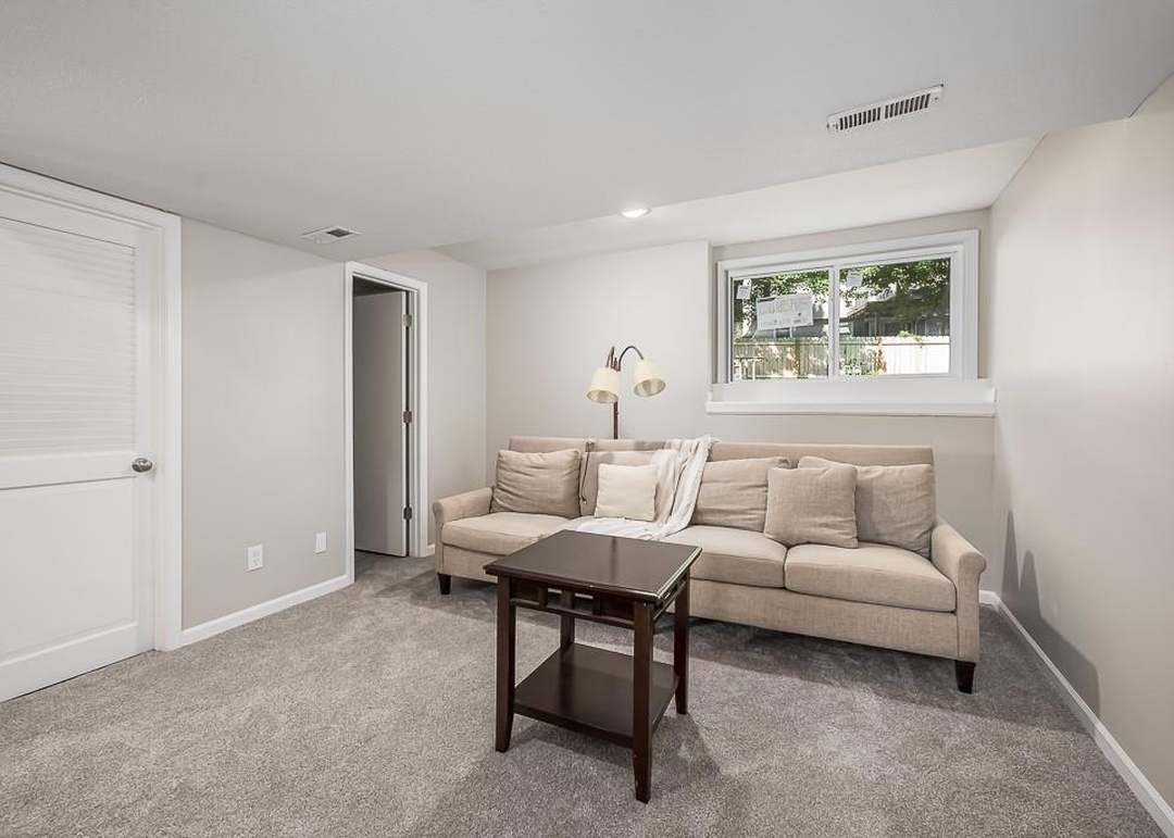 1518 N 85th Court — photo 17