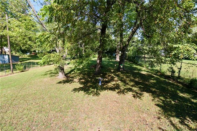 1108 Pinkston Street — photo 13