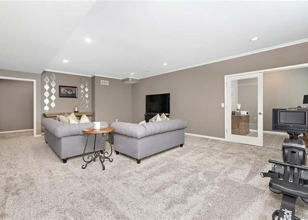 16814 S Heatherwood Street — photo 5