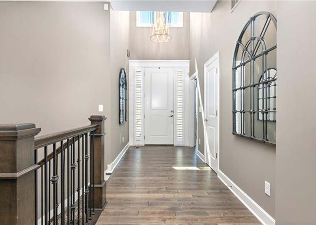 16814 S Heatherwood Street — photo 9