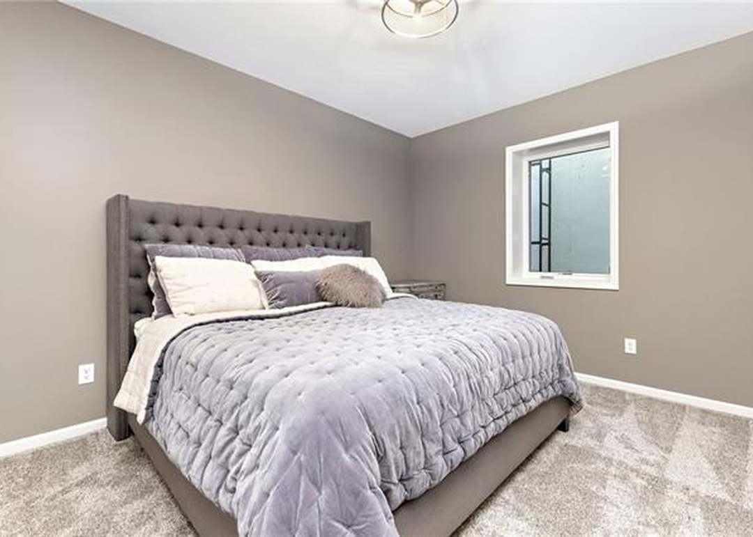 16814 S Heatherwood Street — photo 31