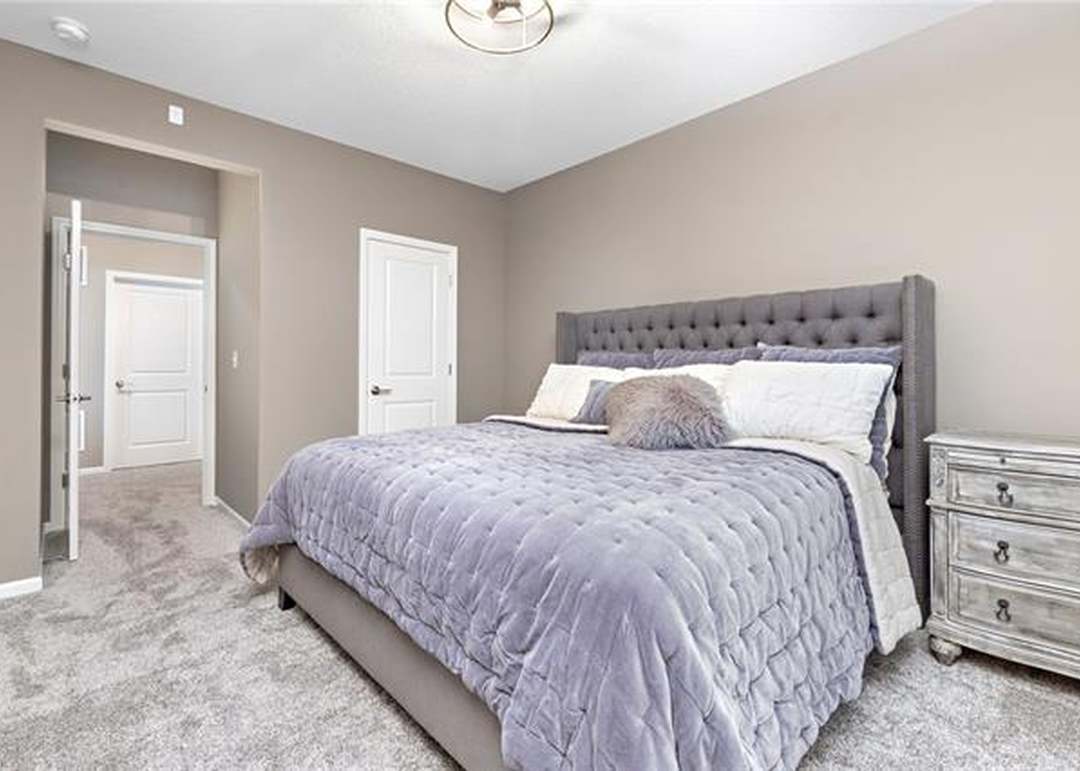 16814 S Heatherwood Street — photo 32