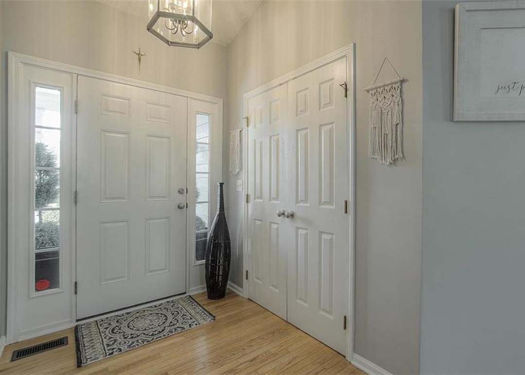 1878 W Fredrickson Drive — photo 10