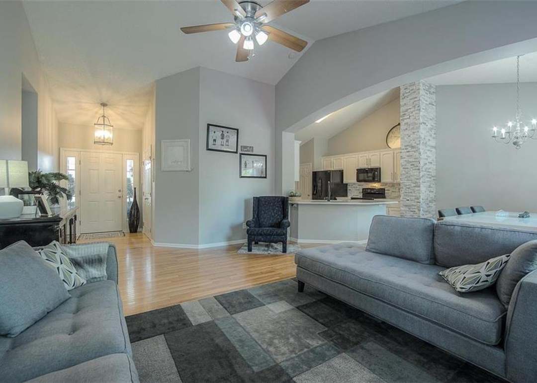 1878 W Fredrickson Drive — photo 12