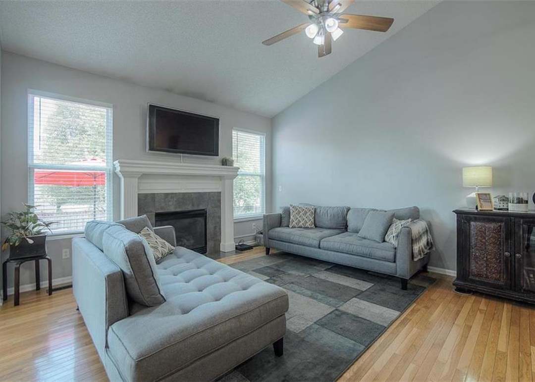 1878 W Fredrickson Drive — photo 13