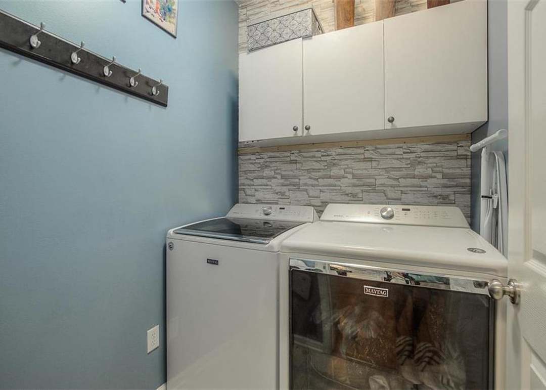 1878 W Fredrickson Drive — photo 19