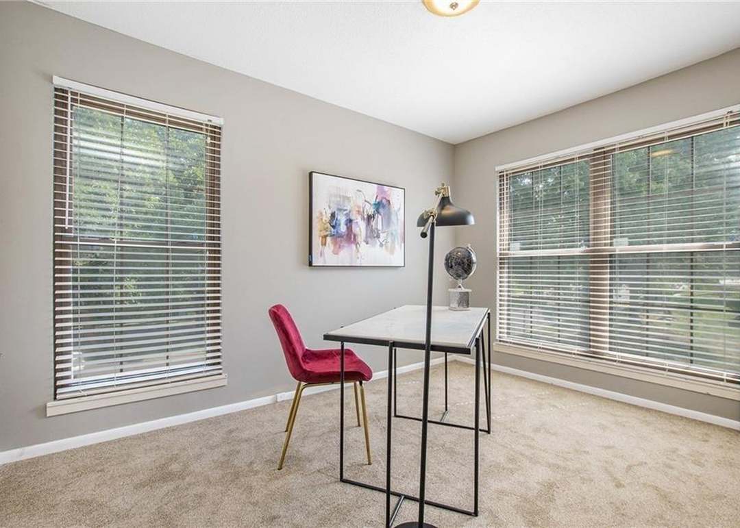 12625 W 110th Terrace — photo 5