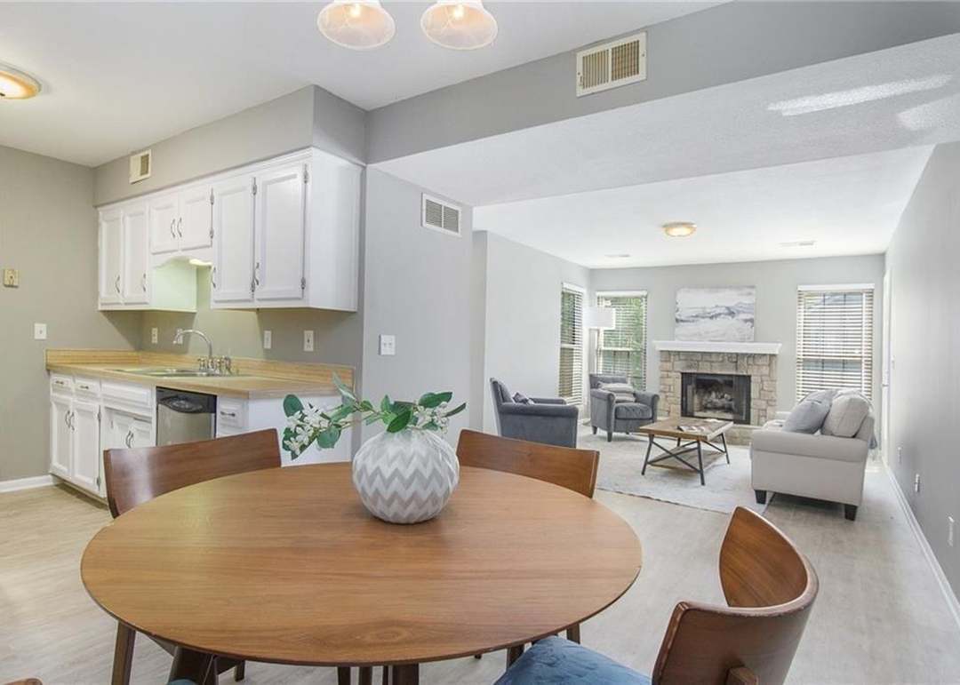12625 W 110th Terrace — photo 7