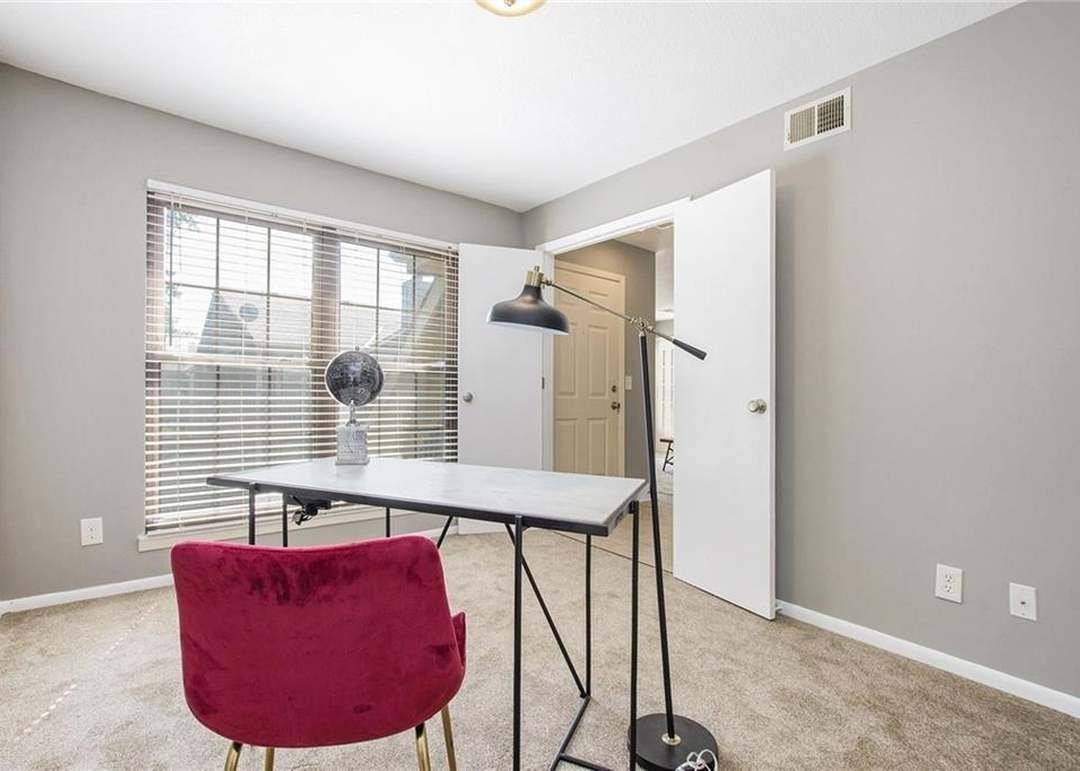 12625 W 110th Terrace — photo 15