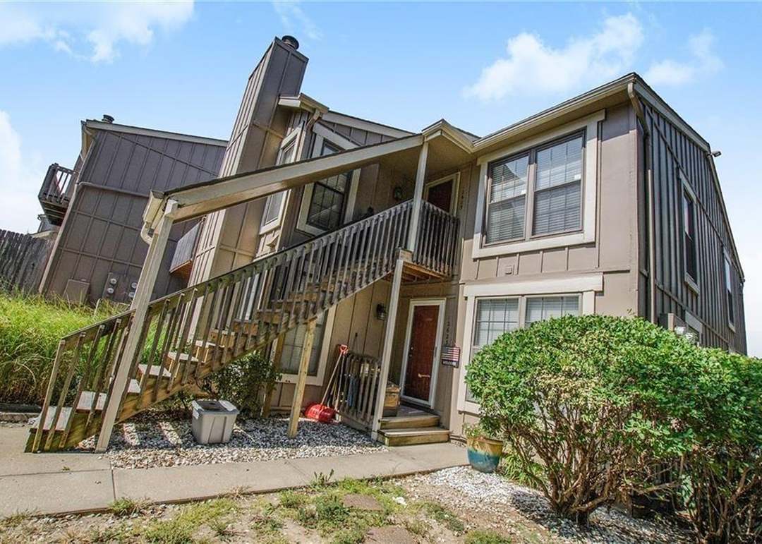 12625 W 110th Terrace — photo 21