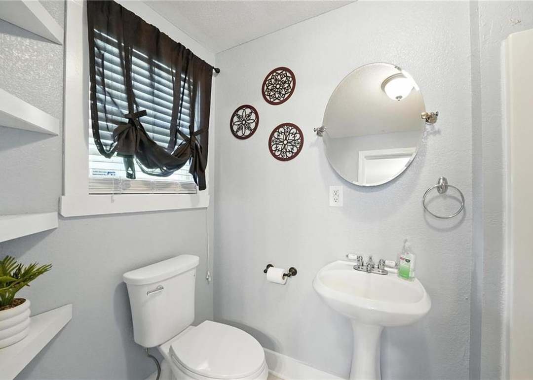 134 S Lincoln Street — photo 22