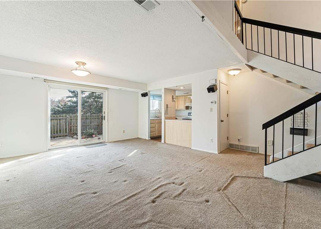 10990 Rosehill Road — photo 13