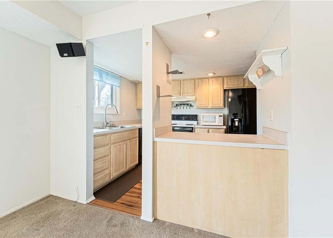 10990 Rosehill Road — photo 16