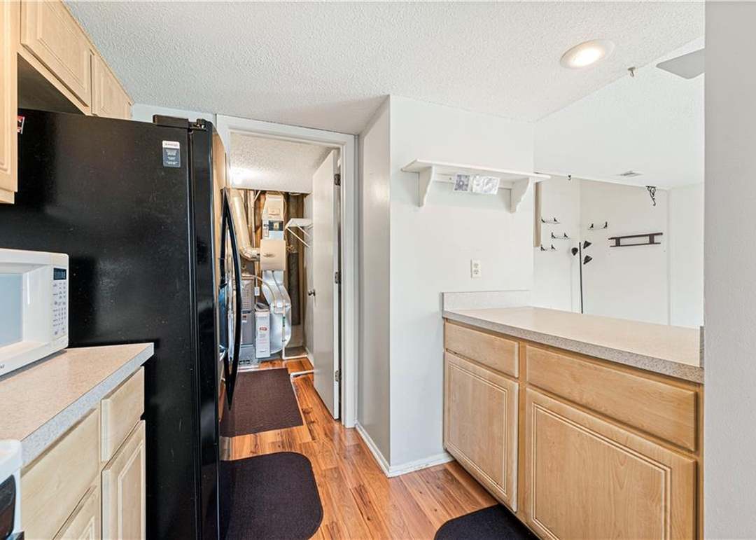 10990 Rosehill Road — photo 19