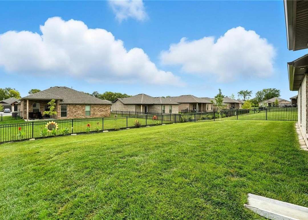 7543 Belmont Drive — photo 33