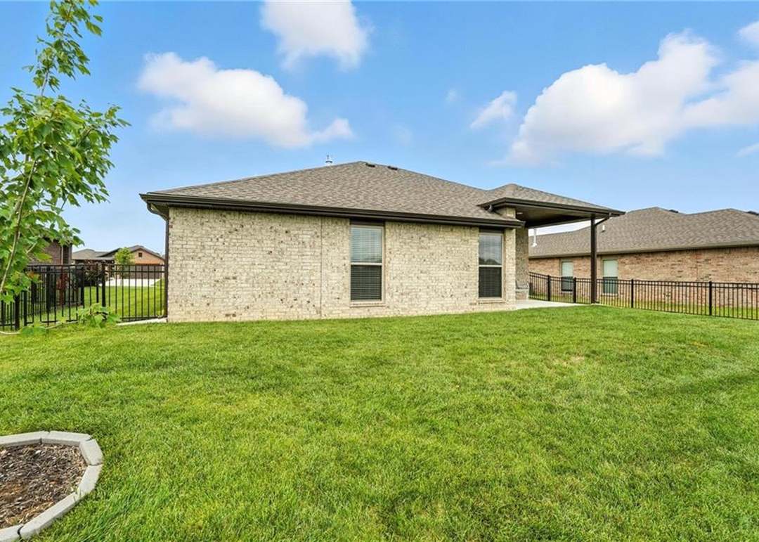 7543 Belmont Drive — photo 35
