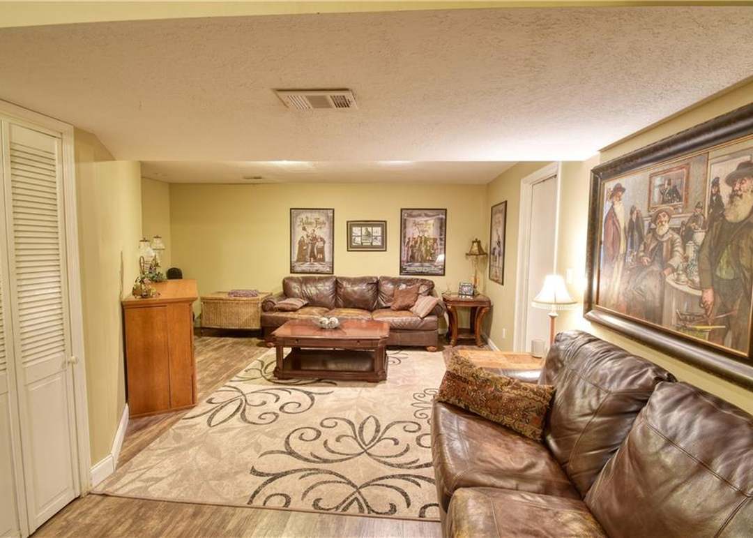 7332 Monrovia Street — photo 25