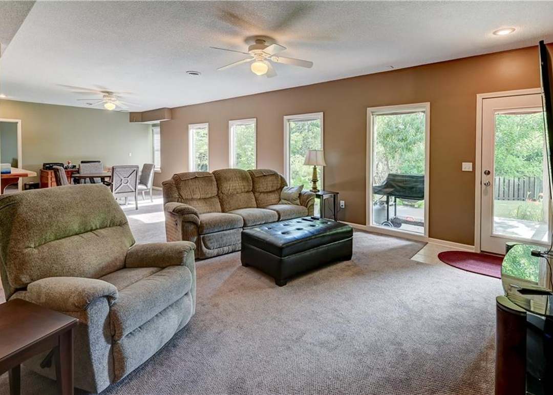 6485 N Nevada Avenue — photo 35