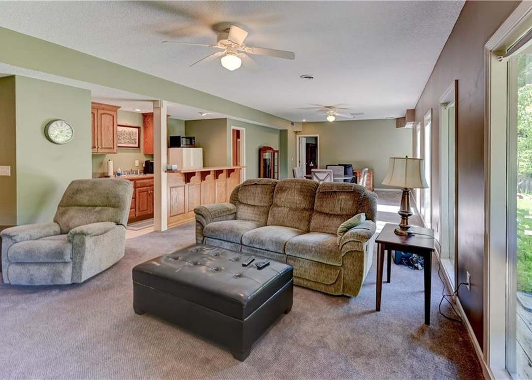 6485 N Nevada Avenue — photo 46
