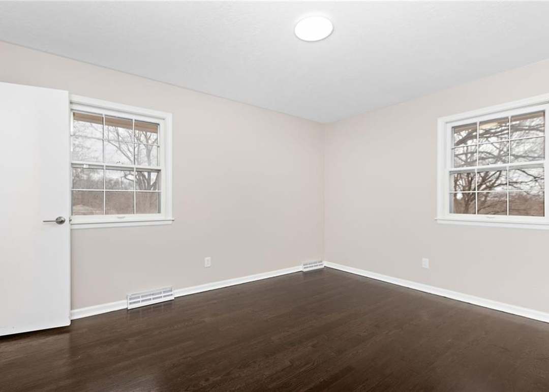 4724 E 139th Street — photo 26