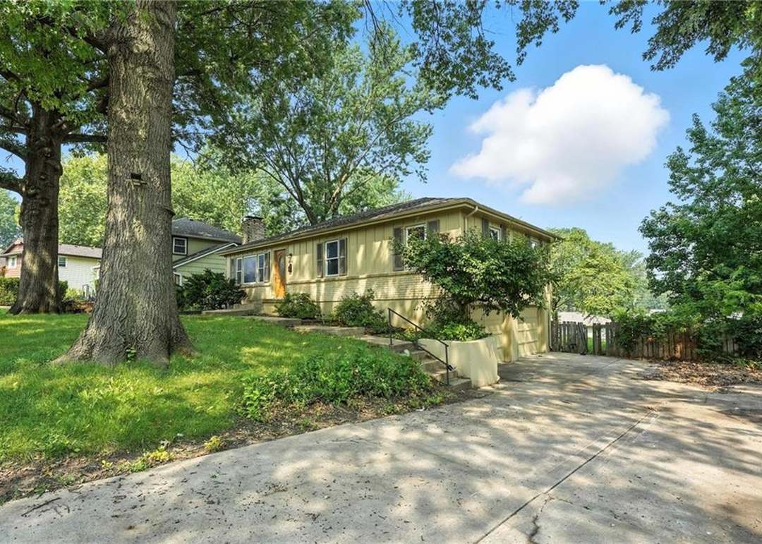 8502 CRESCENT Avenue — photo 8