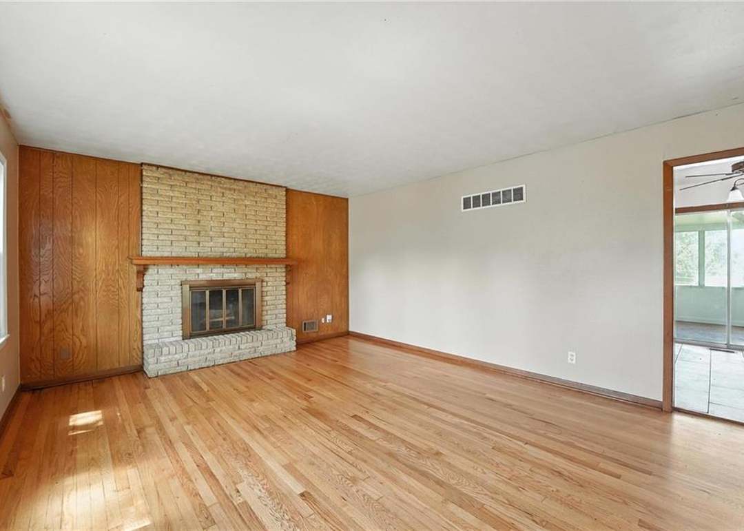 8502 CRESCENT Avenue — photo 13