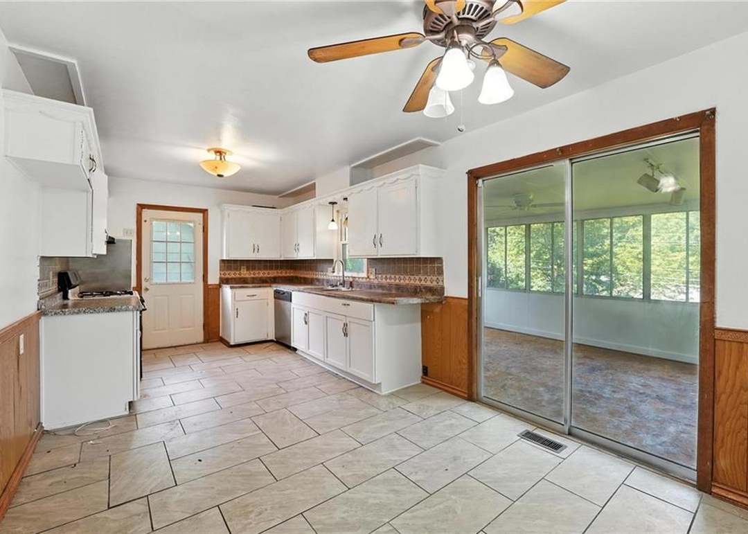 8502 CRESCENT Avenue — photo 14