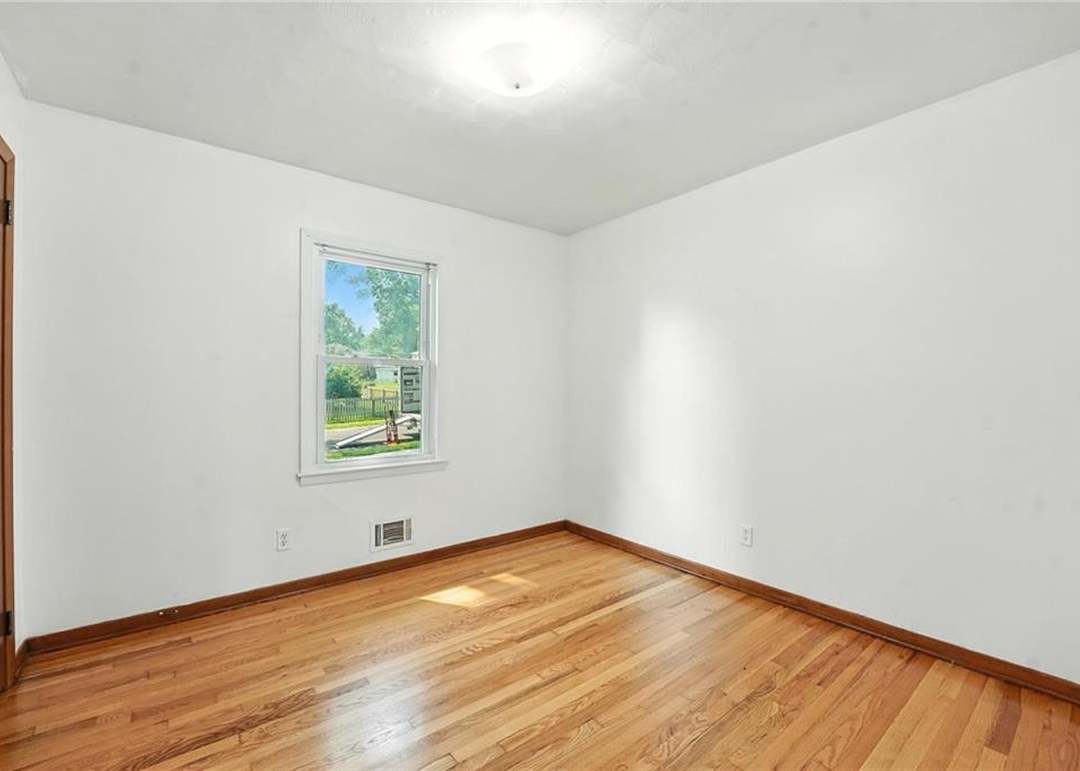 8502 CRESCENT Avenue — photo 22