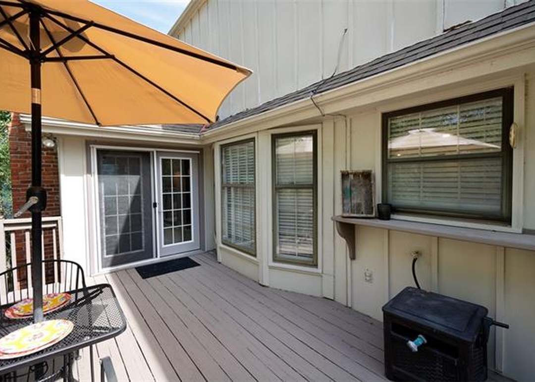 9104 Dice Lane — photo 37