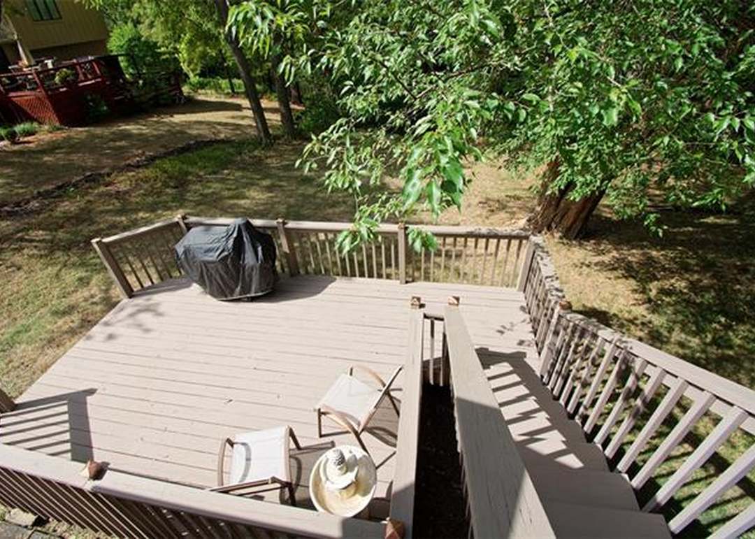 9104 Dice Lane — photo 38